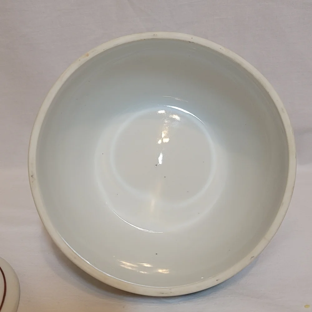 Williams Sonoma Floral Porcelain Lidded Bowl in White with Multicolor Flowers